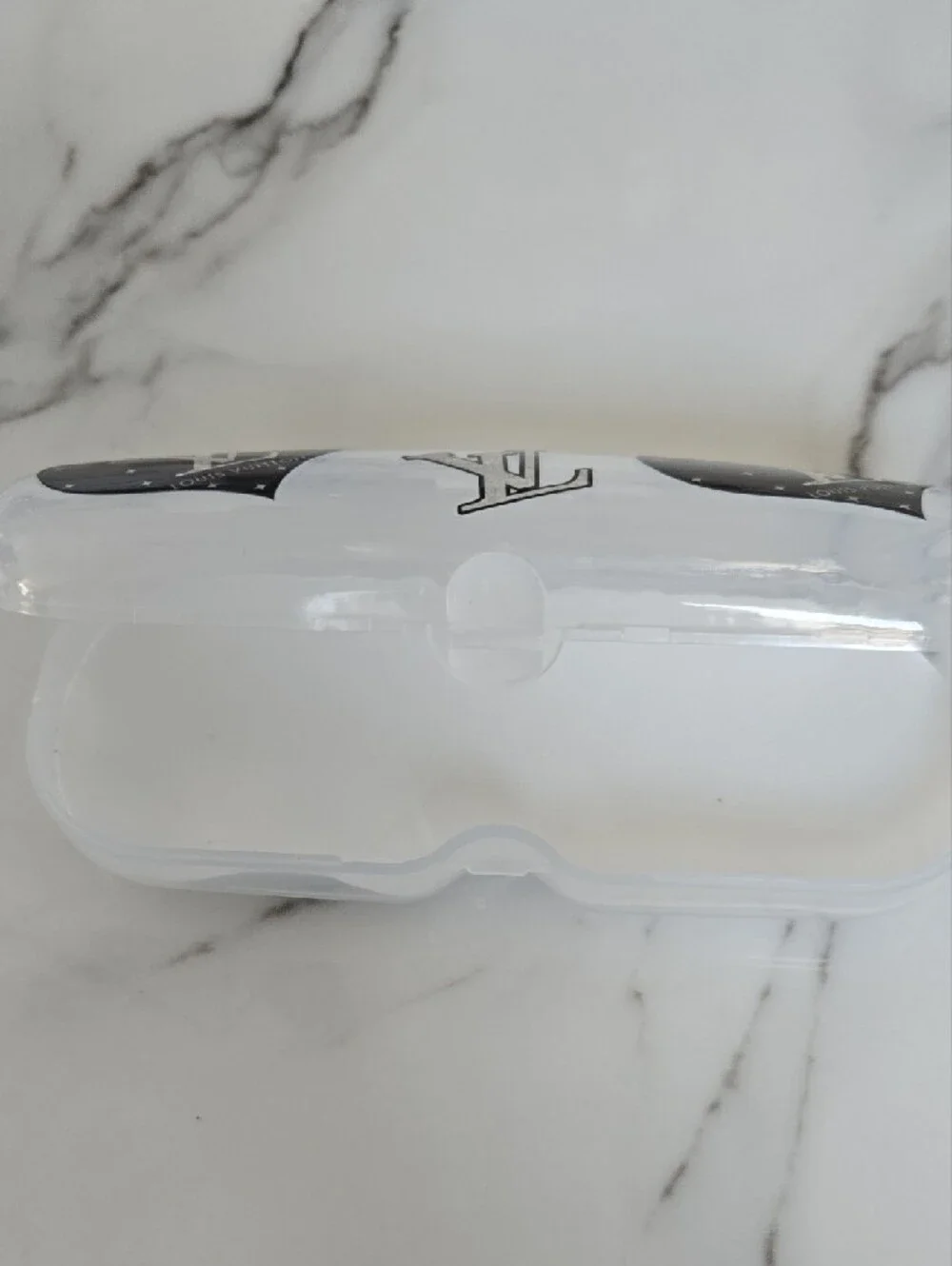 LUX SUNGLASSES CASE